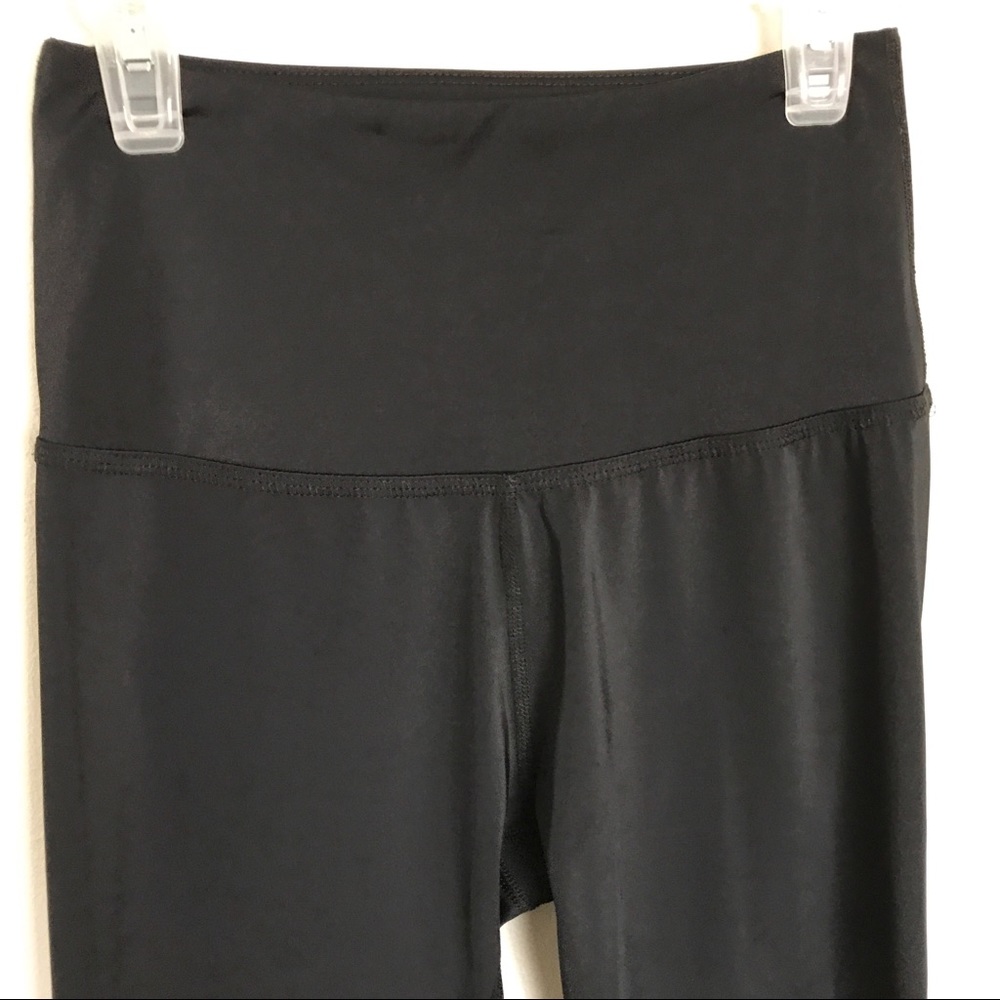 Beyond Yoga Black Take Leaf Mesh Leggings Sm - Picture 3 of 14
